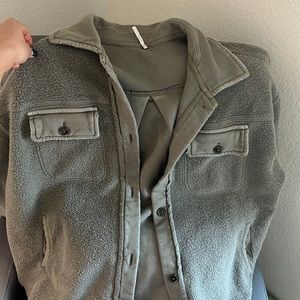 Free People Olive Green Oversized sweater as seen on LIB on Shayna.